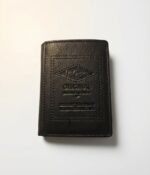 ארנק עור לגבר Lee Cooper שחור | ארנק מקורי עם תאי כרטיסים ורוכסן